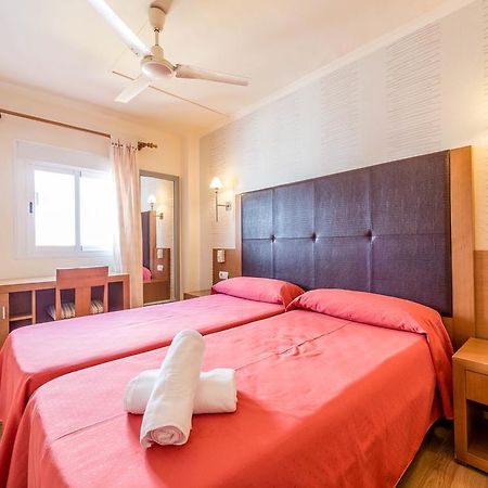 איביזה העיר Hostal Residencia Europa Punico מראה חיצוני תמונה
